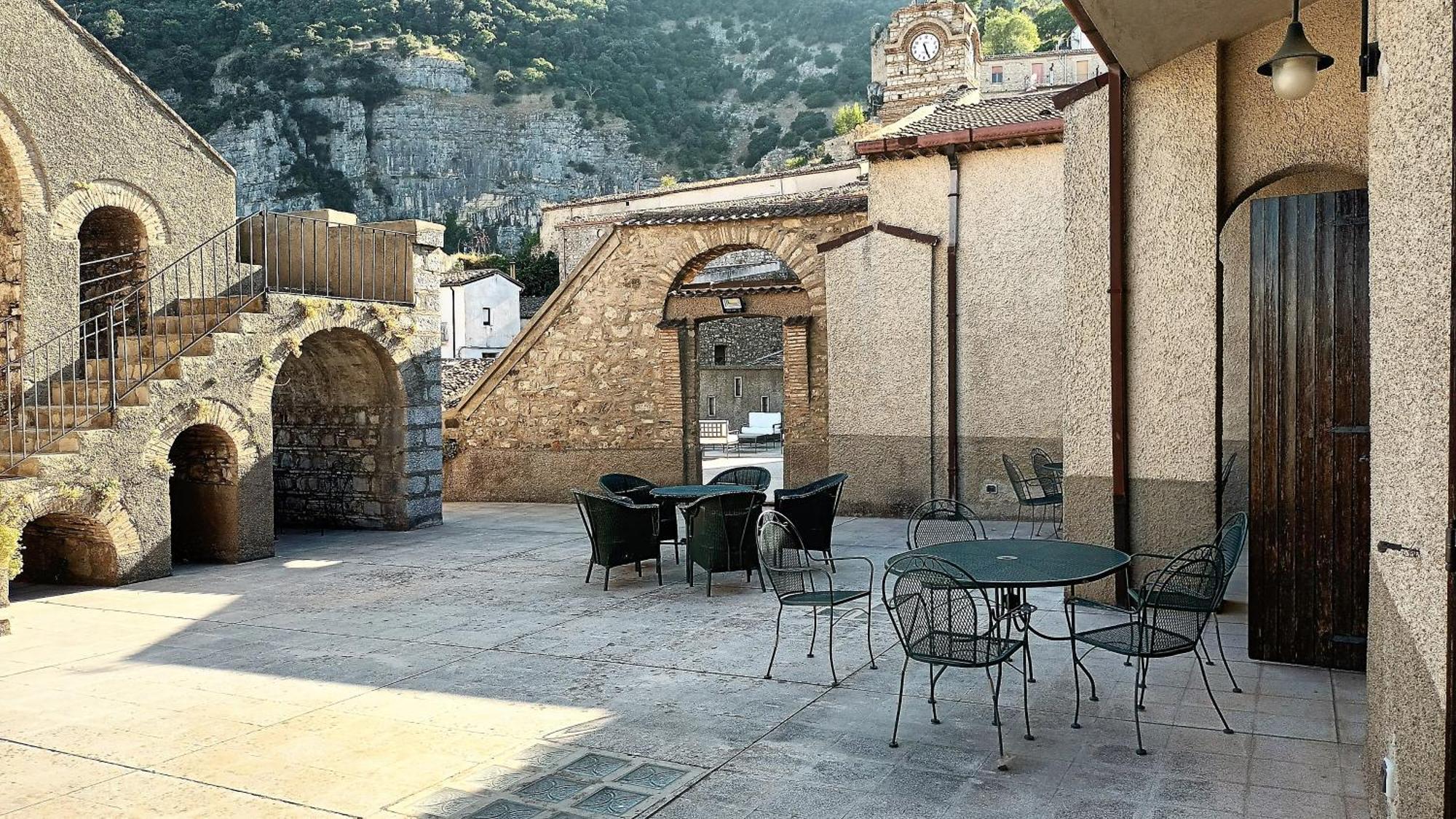 Antica Dimora Palazzo Rovitti Bed & Breakfast Cerchiara di Calabria Ngoại thất bức ảnh